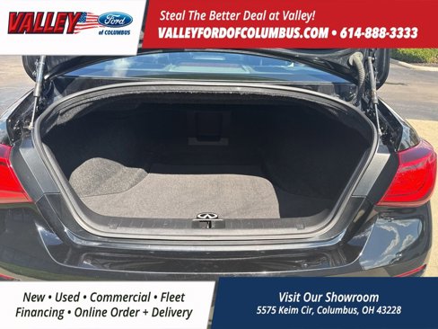 Used 2016 INFINITI Q70 3.7 w/ Technology Package image 31