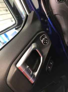 Used 2018 Jeep Wrangler Sport image 26