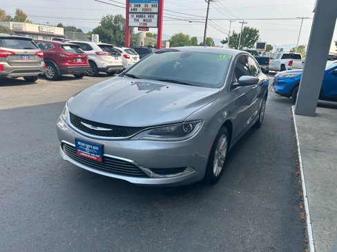 Used 2016 Chrysler 200 Limited w/ Convenience Group image 30