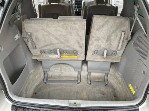 Used 2006 Toyota Sienna CE image 16