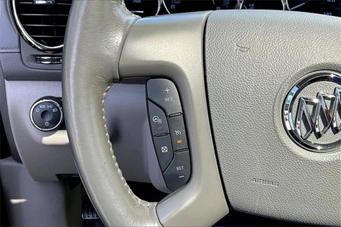 Used 2015 Buick Enclave Premium w/ Experience Buick Package image 18