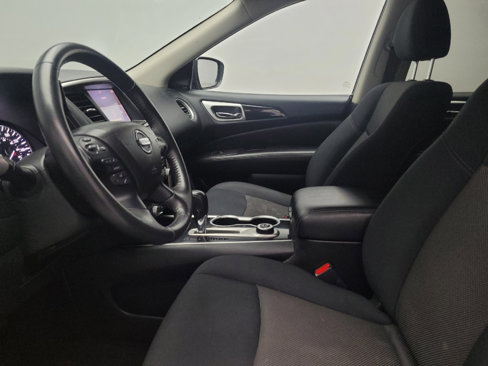Used 2019 Nissan Pathfinder SV image 17