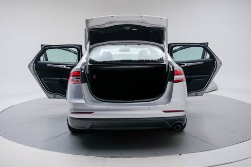 Used 2019 Ford Fusion SE image 33