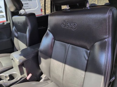 Used 2012 Jeep Liberty Limited Jet w/ Comfort/Convenience Group image 23