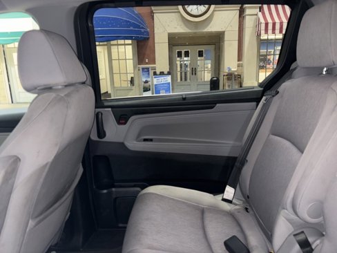 Used 2019 Honda Odyssey EX image 15