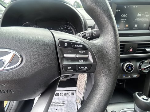Used 2020 Hyundai Kona SE image 13