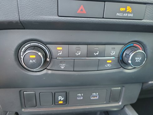 Used 2022 Nissan Frontier SV w/ Technology Package image 23