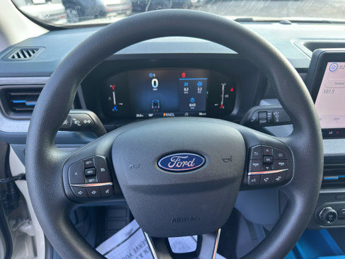 New 2025 Ford Maverick XLT image 9