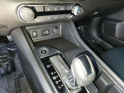 Certified 2024 Nissan Sentra S image 20