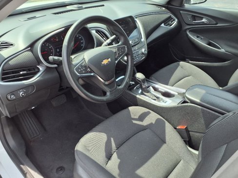 Used 2024 Chevrolet Malibu LT image 21