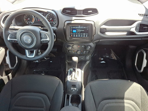Used 2020 Jeep Renegade Latitude image 15