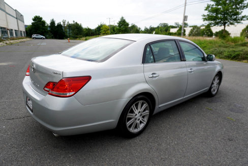 Used 2005 Toyota Avalon XL image 7