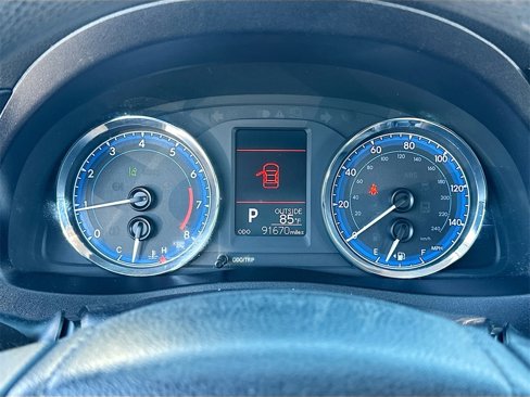 Used 2017 Toyota Corolla SE image 9