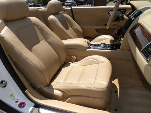 Used 2012 Jaguar XK Convertible image 21