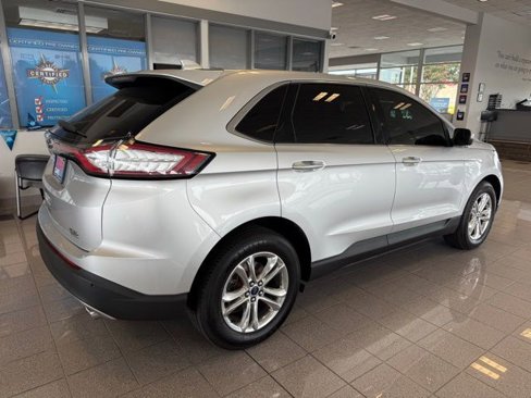 Used 2017 Ford Edge SEL w/ Equipment Group 201A image 3