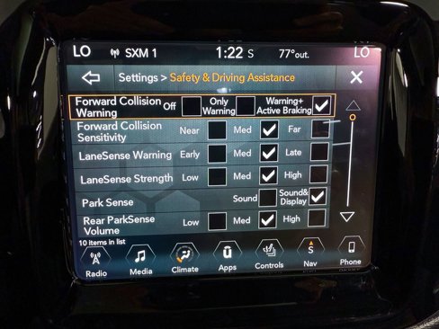 Used 2018 Jeep Compass Limited w/ Navigation Group image 22