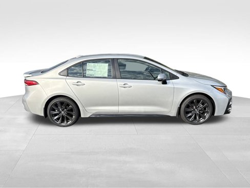 New 2025 Toyota Corolla SE image 6