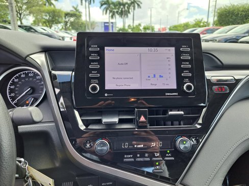 Used 2022 Toyota Camry LE image 13
