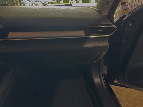 Used 2018 MAZDA MAZDA6 Touring image 13