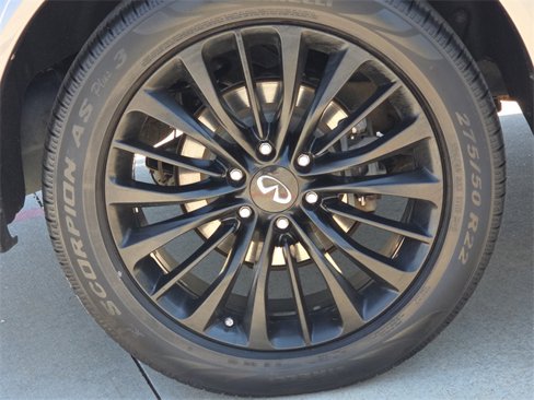 Used 2019 INFINITI QX80 Luxe w/ 22" Wheel Package image 9