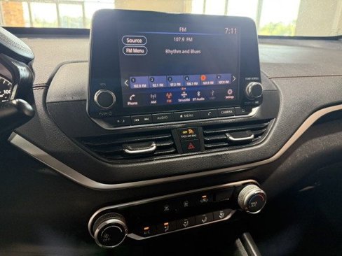Used 2020 Nissan Altima 2.5 SR image 14