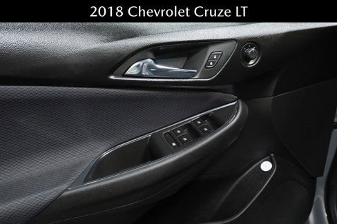 Used 2018 Chevrolet Cruze LT w/ Convenience Package image 22