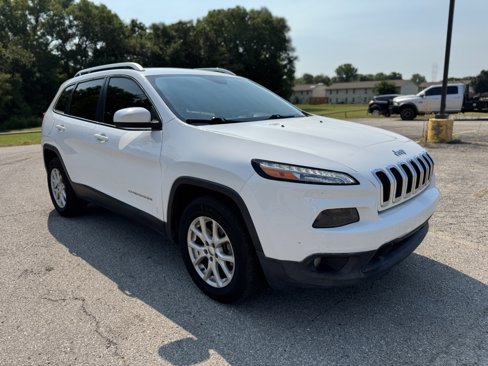 Used 2017 Jeep Cherokee Latitude w/ Trailer Tow Group image 1
