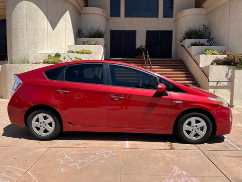 Used 2010 Toyota Prius One image 5