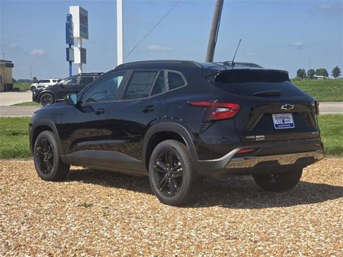 New 2025 Chevrolet Trax ACTIV w/ Driver Confidence Package image 4