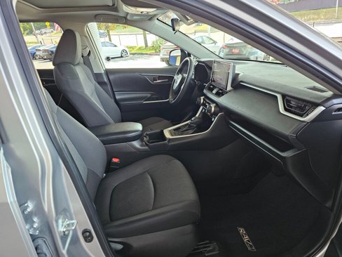 Used 2023 Toyota RAV4 XLE w/ Convenience Package image 10