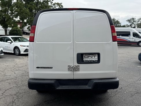 Used 2008 Chevrolet Express 3500 image 8