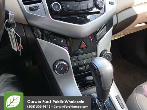 Used 2014 Chevrolet Cruze LT image 16