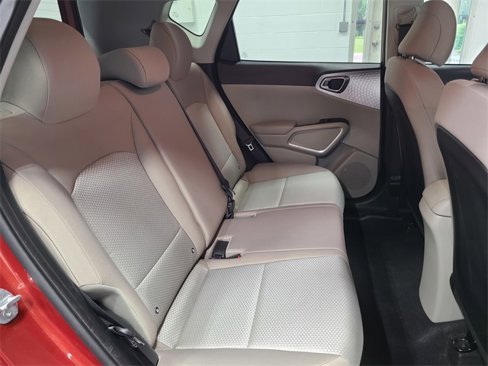 Used 2022 Kia Soul LX image 17