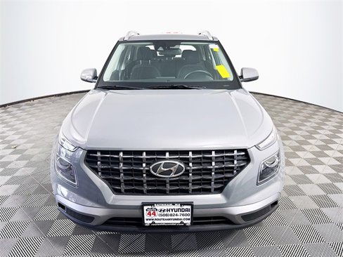 Used 2022 Hyundai Venue SEL image 7