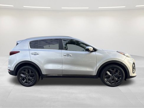Used 2020 Kia Sportage S image 6