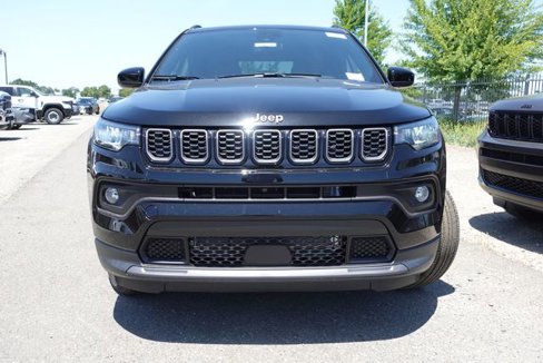 New 2025 Jeep Compass Latitude w/ Altitude Special Edition image 3