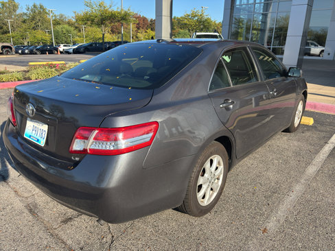 Used 2011 Toyota Camry LE image 3