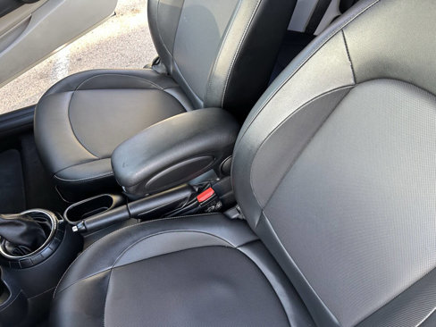 Used 2014 MINI Cooper 2-Door Hardtop image 11
