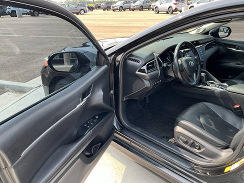 Used 2020 Toyota Camry XLE w/ Driver Assist Package image 18