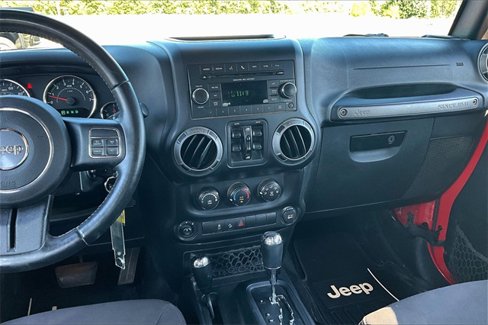 Used 2015 Jeep Wrangler Unlimited Sport w/ Quick Order Package 24S image 9