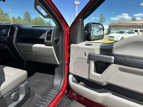 Used 2016 Ford F150 XLT w/ Trailer Tow Package image 9