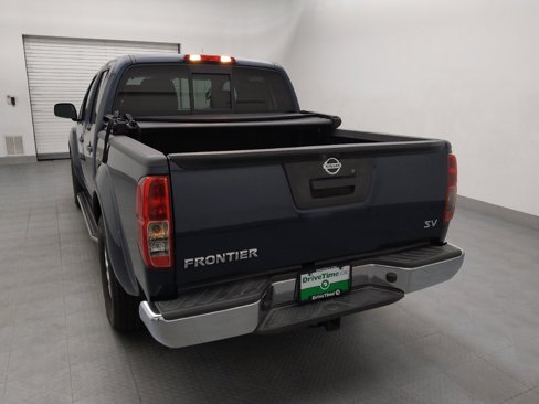 Used 2019 Nissan Frontier SV image 6