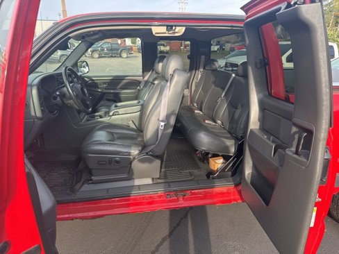 Used 2006 Chevrolet Silverado 1500 LT w/ Light Duty Power Package image 9