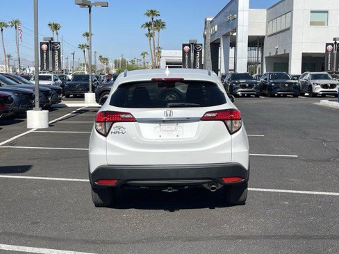 Used 2021 Honda HR-V EX-L image 5