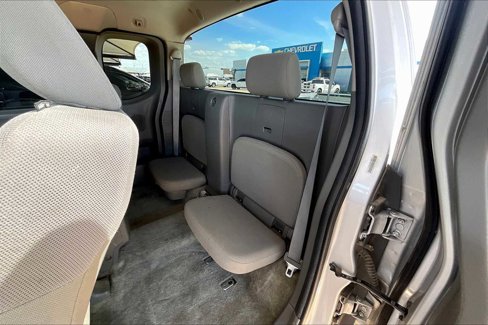 Used 2015 Nissan Frontier S image 19