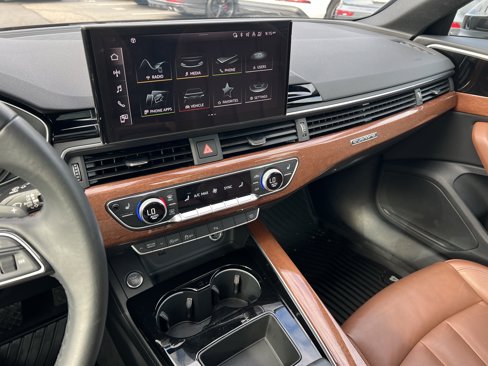 Used 2023 Audi A4 2.0T Premium w/ Convenience Package image 17