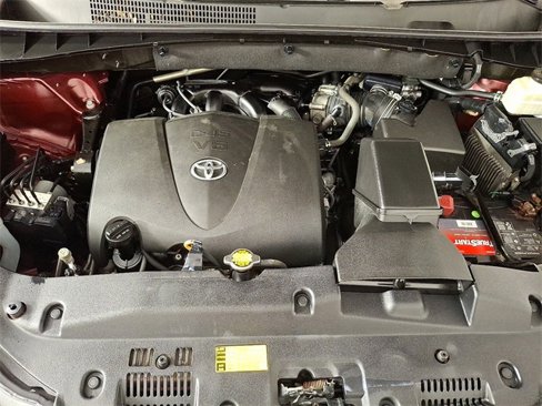 Used 2017 Toyota Highlander Limited image 29