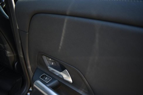 Used 2021 Mercedes-Benz GLA 250 4MATIC image 27