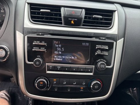 Used 2017 Nissan Altima 2.5 S w/ Power Driver Seat Package image 24