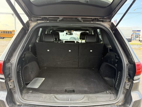 Used 2019 Jeep Grand Cherokee Altitude image 14